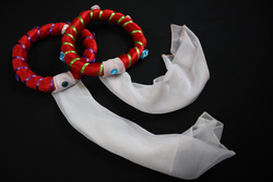 Toczek (wianek) z kwiatkami - ozdoba Damy Dworu - różne kolory